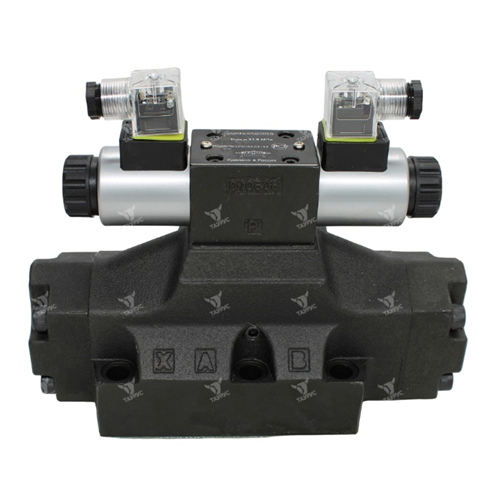 Гидрораспределитель с пилотным управлением 1Р203,1Р323 Гидрораспределитель с пилотным управлением 1Р203,1Р323